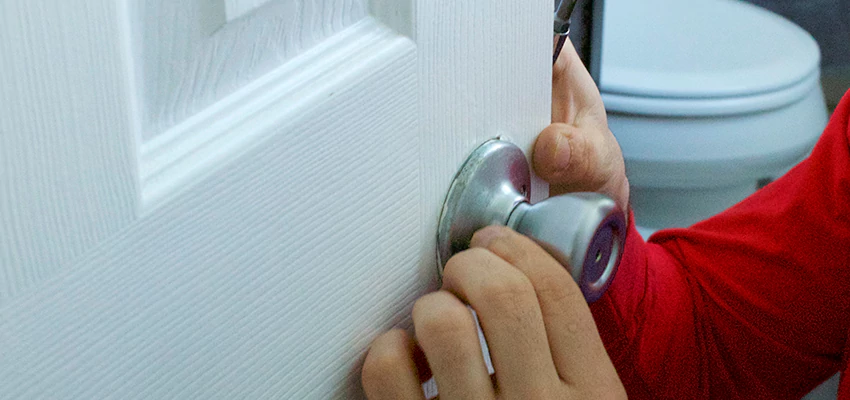 Vintage Door Knob Replacement in Coalinga, CA